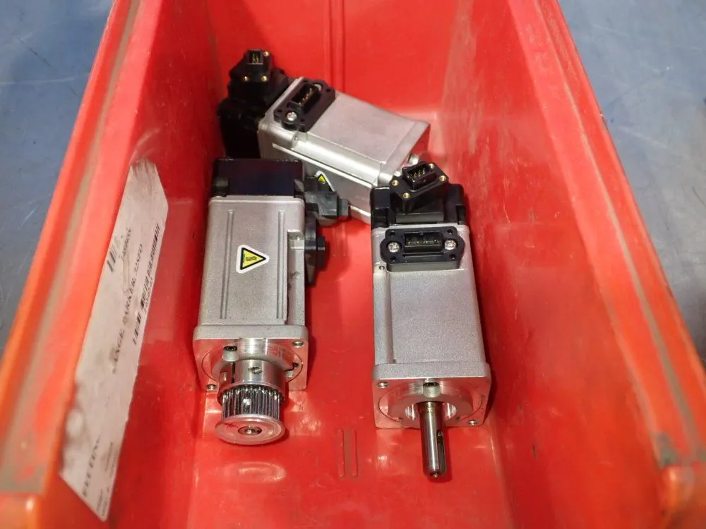 Used OMRON R88MK10030TS2 Servo Motors | HGR 24 #730871