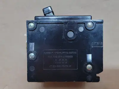 USED CUTLER-HAMMER BR230