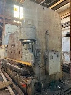 CINCINNATI 1000 Press Brake | Kempler Machinery (2)