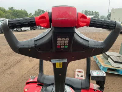 Used RAYMOND ELECTRIC PALLET TRUCK Electric Pallet Trucks Michigan US | Miedema Asset Management Group #1406514