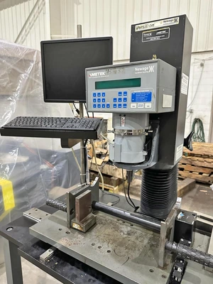 AMETEK NEWAGE VERSITRON MODEL AT-130 RDS HARDNESS TESTER w/ FIXTURE TABLE