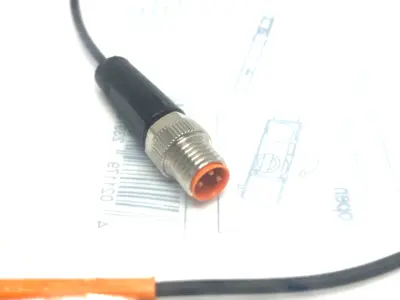 NEW IFM C-SLOT CYLINDER SENSOR PNP 10-30VDC MKC3020BBPKG/A/0,3M/ZH/ASR