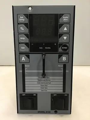USED HUSKY 9152