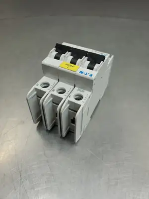 USED Eaton FAZ-D6/3-NA Circuit Breaker, 6A, 3P, 480Y/277VAC