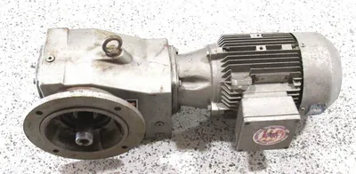 NEW NORD SK9022VF-100L/4 GEARMOTOR 31.62:1 230/460V SK9022VF100L4