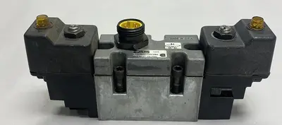 Used PARKER L7252832153VXBA Solenoid Valves Ohio US | Surplus Asset Holdings #1234160