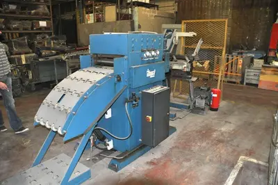 USED LVD - EMF 250 TON + 100 TON