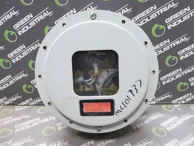 Mercoid Control DAW-33-2-7 Differential Pressure Switch 5-150 PSIG Used