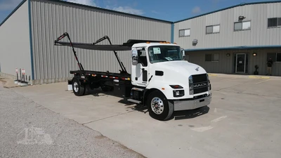 New | in-Stock 2025 MACK MD6 Rolloff Trucks Texas US | Roll Off Truck World #1491867