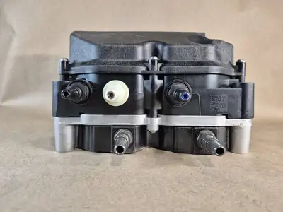 NEW 2020 CAT 546-2081