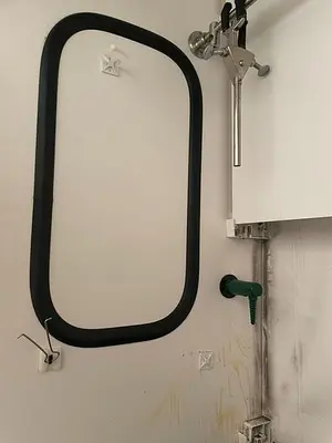 FISHER HAMILTON FUMEHOOD WITH CABINET