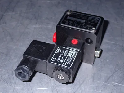 NEW GEMINI VALVE 4GPMR03D24VDCDS