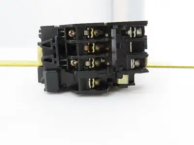 Mitsubishi Electric S-A11RM Magnetic Contactor W/2.8-4.4A Over Load Relay