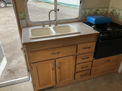USED 2006 JAYCO GREYHAWK 31