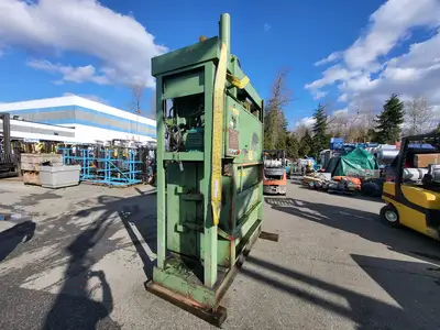 230 Volts Green Baler