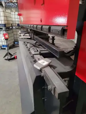 AMADA RG-100L Press Brakes-Hydraulic Power | Asset Exchange Corporation (4)