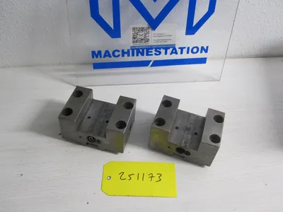 2x lot of 2 OD Turning Tool Holders Takisawa 90 x 42 mm TCN NEX