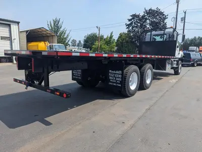 Used 2006 INTERNATIONAL 5600 Flatbed Trucks Washington US | Puget Sound Truck Sales #1546525
