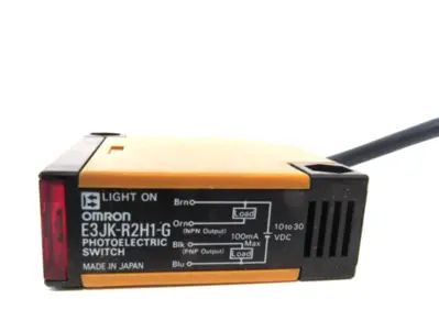 NEW OMRON E3JK-R2H1-G PHOTOELECTRIC SWITCH E3JKR2H1G