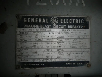 GE AM-4.16-250H-4ML 1200 amp 4160v Air Circuit Breaker