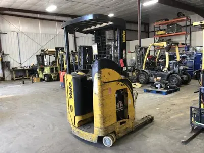 USED 2008 YALE NR040DA
