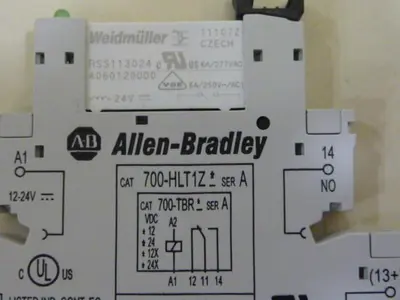 USED ALLEN BRADLEY 700-HLT1Z SER A