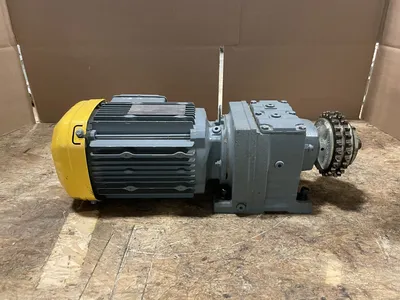 Sew Eurodrive R37DRE80M4 Speed Drive / Gear Reducer 0.75kW 61/1740rpm 51