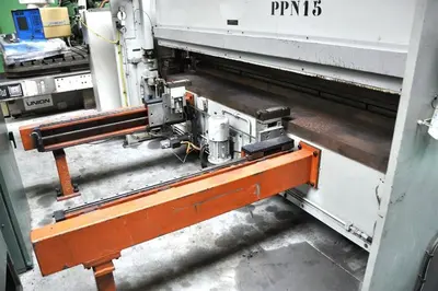 USED FAVRIN P3H 3000 X 3 MM CNC