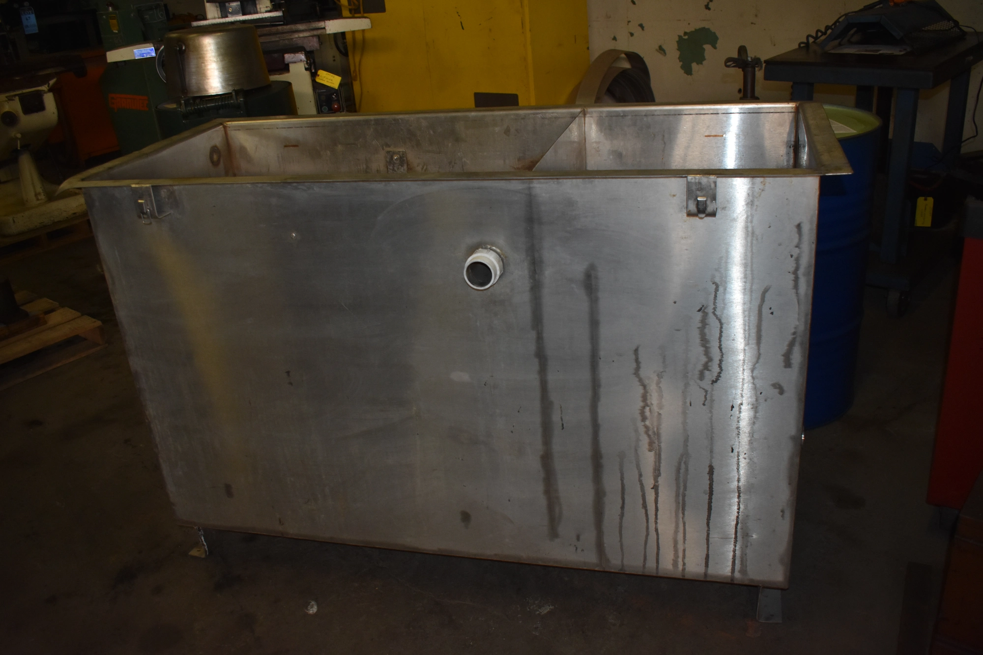 24" x 60" x 36" STAINLESS STEEL FILTRATION TANK w/HONEYCOMB BAFFLING