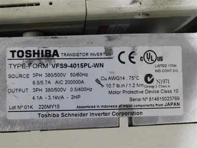 Toshiba VFS9-4015PL-WN Transistor Inverter 2HP 3.1kVA 4.1A 0.5/400Hz Used