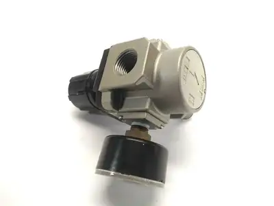 Used SMC Regulator, Pneumatic with Gauge Air Pressure Regulators Michigan US | Maverick Industrial Sales #1394758