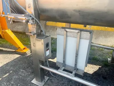 Used Rietz Double Ribbon Blender, 150 Cubic Feet