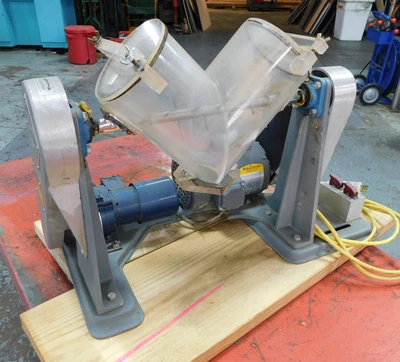 USED PATTERSON KELLEY LAB BLENDER 4 QUART