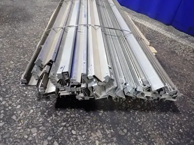 95" Metal Brackets