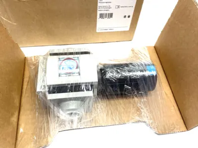 New | in-Stock Festo Modular Pneumatic Pressure Regulator 527663 Air Pressure Regulators Michigan US | Maverick Industrial Sales #1460497