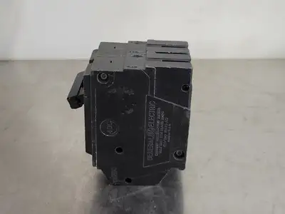 Used GENERAL ELECTRIC THQL230 Switchgears British Columbia CA | Lenmark #244778