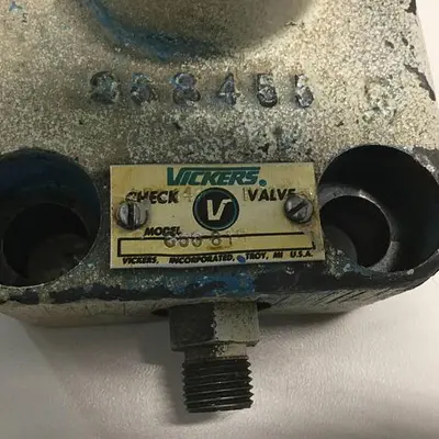 USED VICKERS C5G815