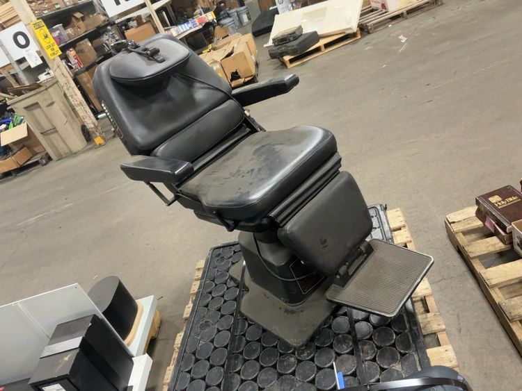 Used _UNKNOWN_ _UNKNOWN_ Furniture (Medical) Michigan US | Miedema Asset Management Group #1577245