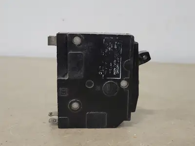 USED SQUARE D QO120