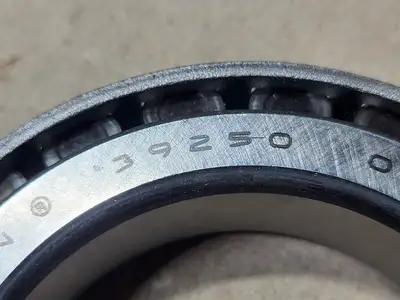 NEW FORD F81Z-1240-AA