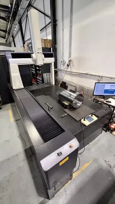 USED 2006 MITUTOYO CRYSTA APEX C9206
