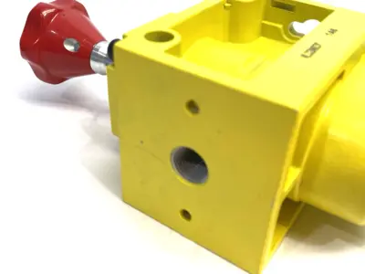 USED EMERSON NUMATICS LOCKOUT/SHUTOFF VALVE 3/8" IN/OUT 1/2" EXHAUST