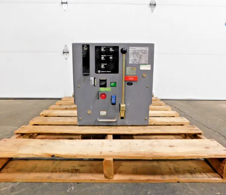 Used Westinghouse DS-206S Circuit Breakers Ohio US | Equipment Recovery Corp. #1329739