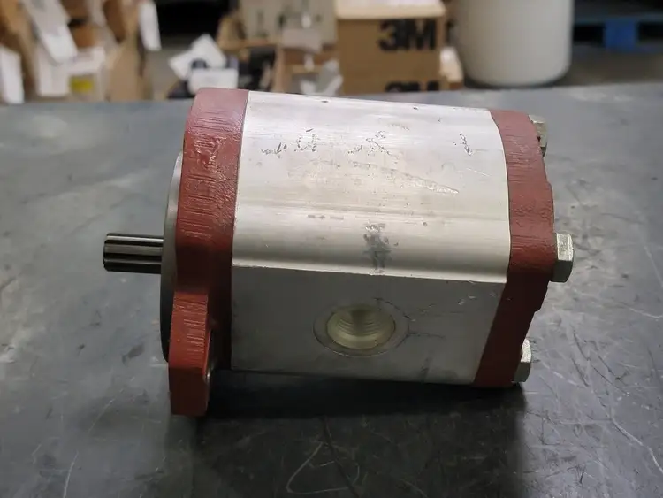 Used SALAMI 2PB 26S R52 S2 Parts (Hydraulics and Pneumatics) British Columbia CA | Lenmark #265152