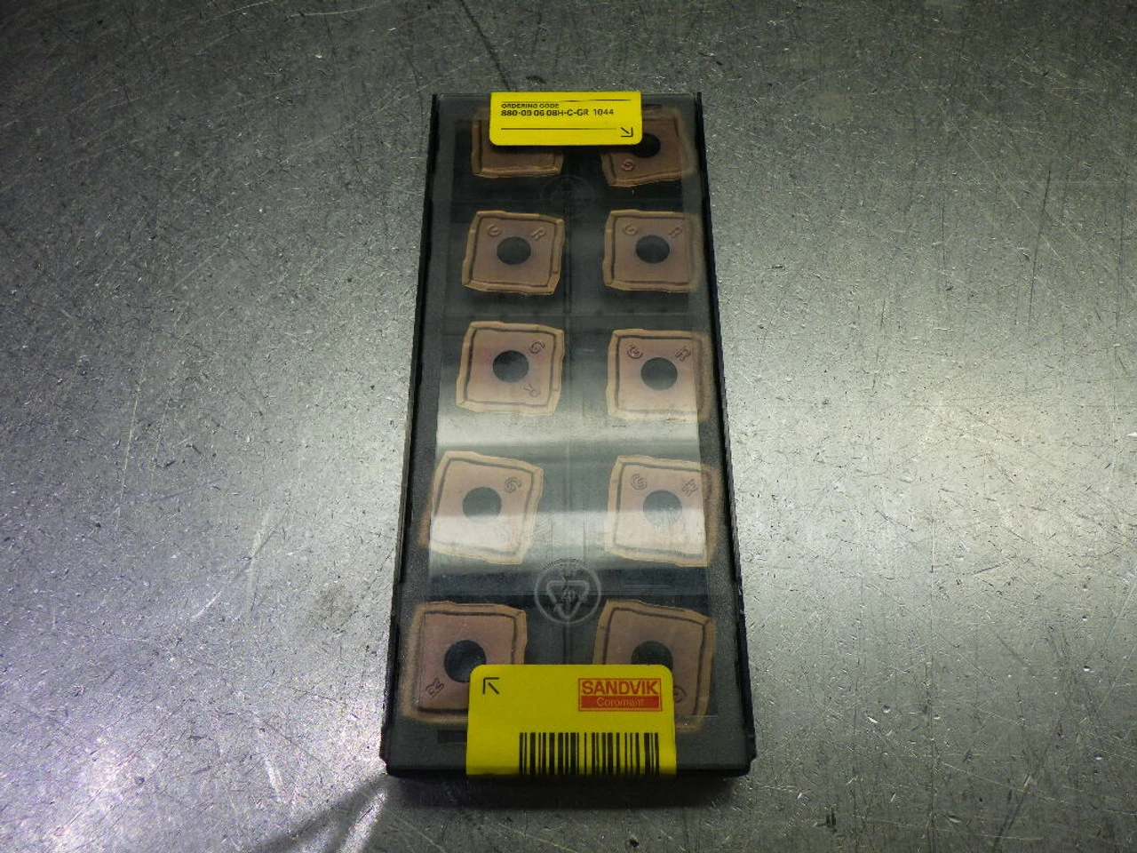 Sandvik Carbide Inserts QTY10 880-09 06 08H-C-GR 1044 (LOC2746A)