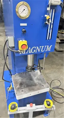 USED 1997 MAGNUM MAGNUM HBM-35B PRESS