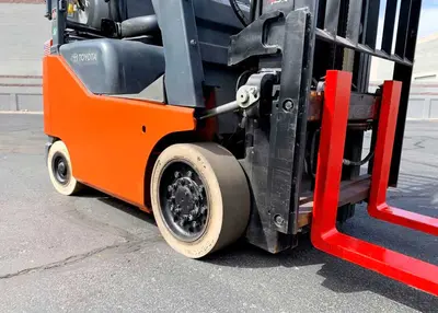 USED 2016 TOYOTA 8FGCU18