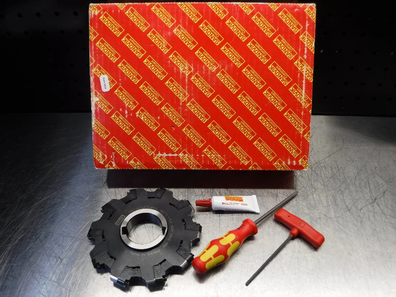 Sandvik 129mm Slot Milling Cutter 1.50" Arbor N331.32-129T38EMQ (LOC873B)