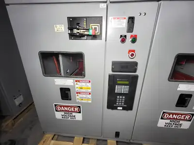 USED 2002 SQUARE D EG44D