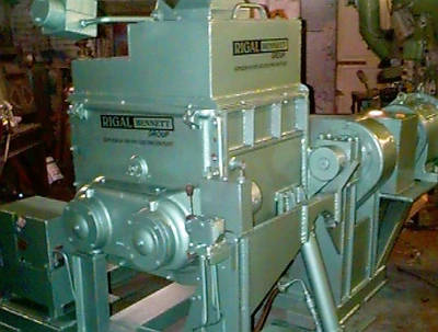225 L B Perkins M/S Jktd Z Blade Mixer